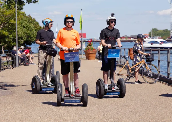 Kopenhagen Denemarken Juni 2018 Een Kleine Groep Mensen Zijn Met — Stockfoto