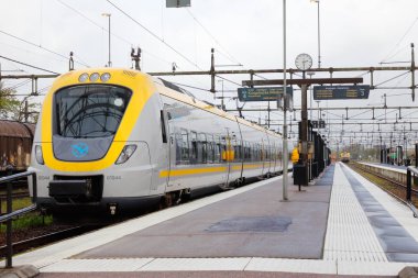 Banliyö treni sınıfı X61