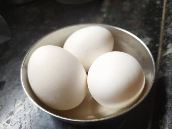 Three Chicken Eggs Single Bowl Tiled Floor Selective Focus Bright — Stock Photo, Image