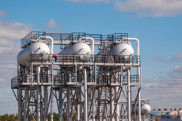 Equipos Industriales Una Estación Refinería Petróleo Industria Del Petróleo Gas —  Fotos de Stock