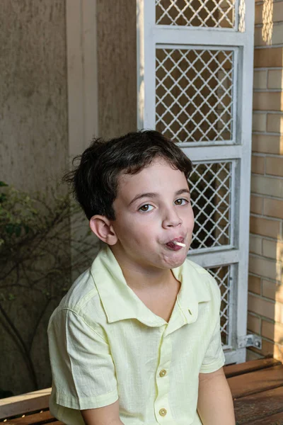 Jähriges Brasilianisches Kind Bei Einer Fotosession Der Kinderkrippe Einem Sonnigen — Stockfoto