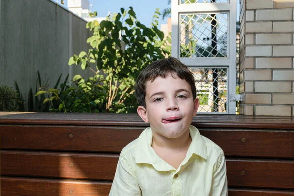 Jähriges Brasilianisches Kind Bei Einer Fotosession Der Kinderkrippe Einem Sonnigen — Stockfoto