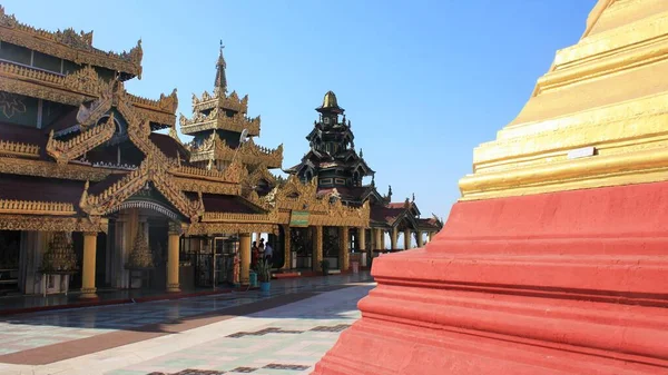 Mawlamyine Mon State Myanmar Dezembro 2019 Vista Dos Edifícios Templo — Fotografia de Stock