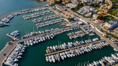 Andratx Mayorka İspanya limanının hava görüntüsü