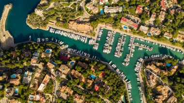 Santa Ponsa Mallorca İspanya limanının havadan görünüşü