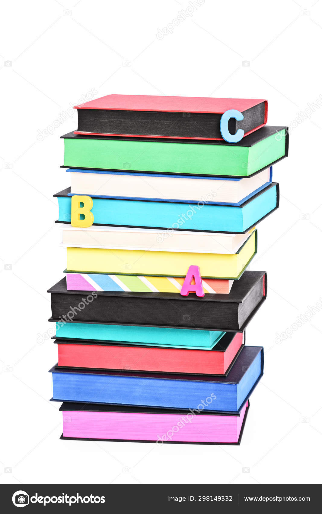 Montón Libros Coloridos Bruja Diferentes Bordes Rociados Letras Dispersas  Ortografía — Foto de stock #298149332 © Mendelex, image size:1067x1700