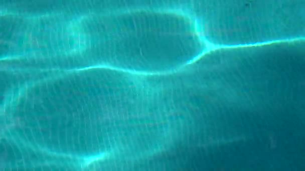 Boucle de fond d'eau de piscine. Eau de piscine fond abstrait . — Video