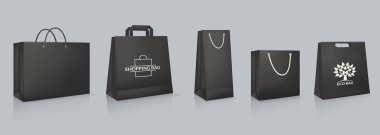Logo ile gerçekçi siyah kağıt torba mockup seti.