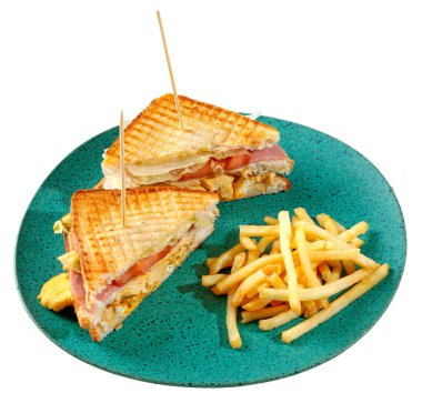 Jambonlu sandviç, pastırma, domates, tavuk, peynir ve kızarmış patates.