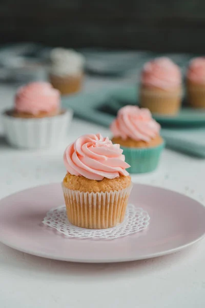 Renkli pastel cupcakes