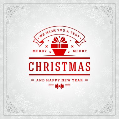 Noel ve yeni yıl retro tipografi etiket tasarımını ve kar taneleri ile ışık.
