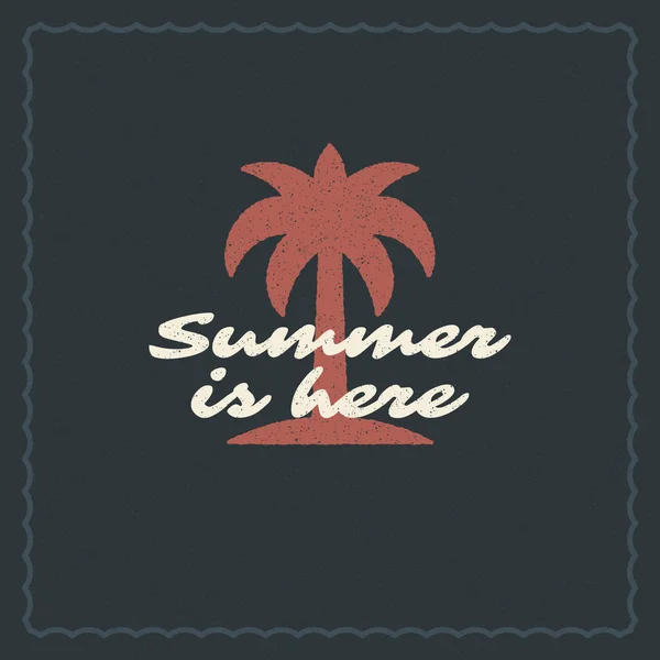夏の休日タイポグラフィ インスピレーションを引用デザイン ポスターやアパレルのベクトル図のため 夏はここでメッセージです 手描きスタイルのヤシの木のシルエット — ストックベクタ