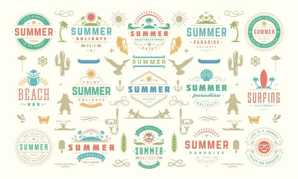 Sommar etiketter och märken design set retro typografi för affischer, gratulationskort och banderoller. — Stock vektor