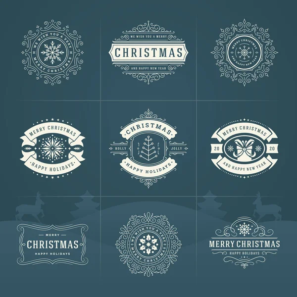 Navidad vector adornado etiquetas e insignias conjunto, feliz año nuevo y vacaciones de invierno deseos tipografía para tarjetas de felicitación — Archivo Imágenes Vectoriales