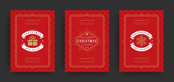 Venta de Navidad folletos o pancartas de diseño conjunto ofertas de descuento y copos de nieve patrón de fondo con decoración ornamentada — Archivo Imágenes Vectoriales