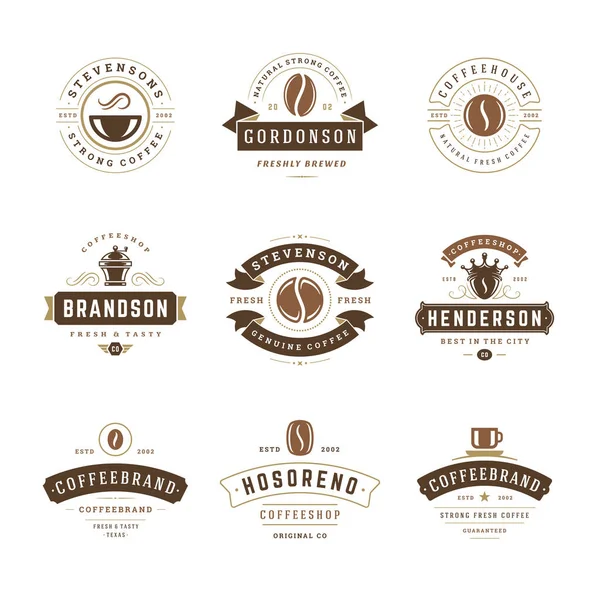 Coffee shop logotyper design mallar uppsättning vektor illustration för café badge design och menydekoration — Stock vektor