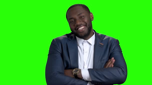 Портрет веселого афро-американского бизнесмена . — стоковое видео