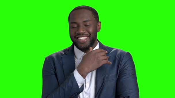 Yeşil ekran üzerinde seksi afro Amerikalı adam. — Stok video