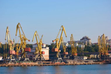 Yük kaldırma wharf Vinçler.