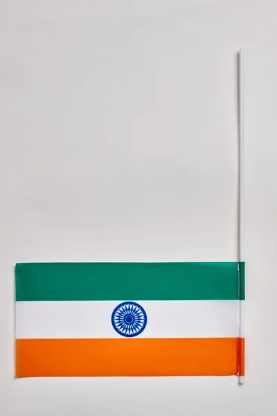 India vlag op witte achtergrond. — Stockfoto