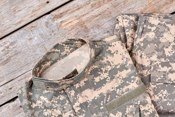 Στρατιωτική καμουφλάζ στρατιώτες ρούχα σετ. — Φωτογραφία Αρχείου