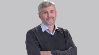 Yakışıklı beyaz adam portresi.