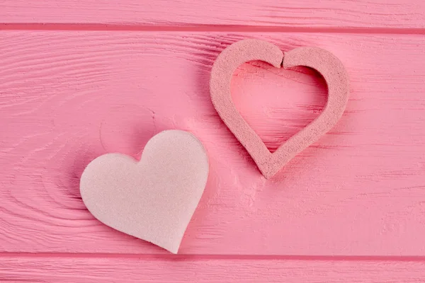 Pastel rosa forma de corazón, vista superior . — Foto de Stock