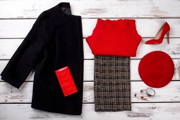 Fancy vinter womens garderob med plånbok. — Stockfoto