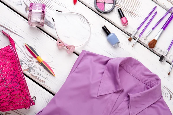 Kadın kavramı Kozmetik aksesuarlar olun, yakın çekim.