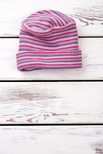 Şık çizgili Bayan şapka.