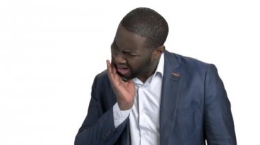 Afro Amerikalı işadamı duygu diş ağrısı portresi.