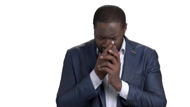 African businessman in desperate praying to god. — Stock Video