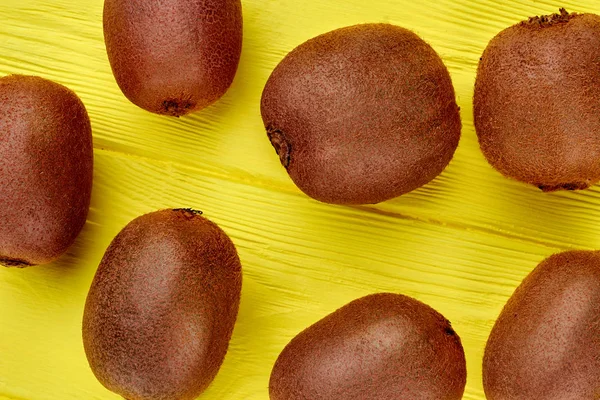 Nahaufnahme frischer Bio-Kiwi-Früchte Hintergrund. — Stockfoto