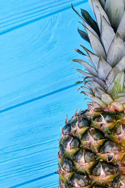 Ripe pineapple with copy space on top. — Stock Photo, Image