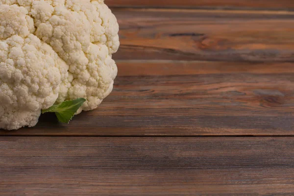 Big white organic natural and clean cauliflower. — Stock Photo, Image