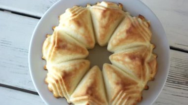 Süzme peynir güveci..