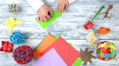 İlk adım origami şekil oluşturma.