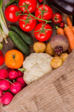 Farklı sebze çeşitli.