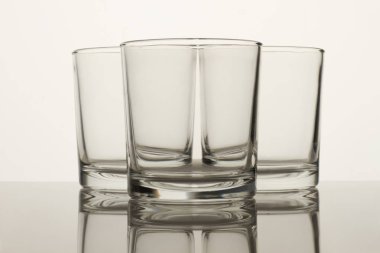 Billur Cam bardak beyaz.