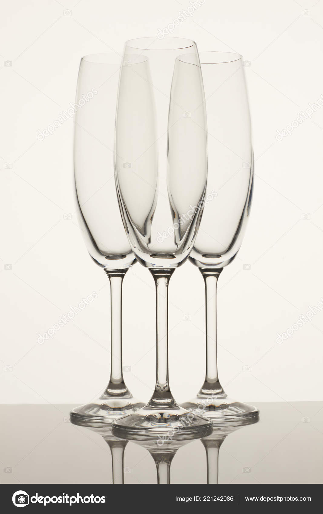 glass champagne cups