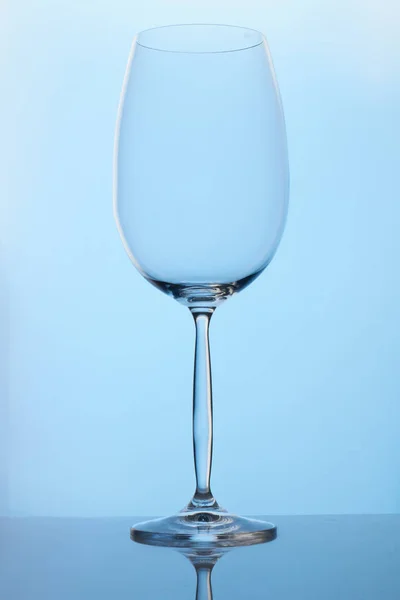 Пустой бокал вина. — стоковое фото