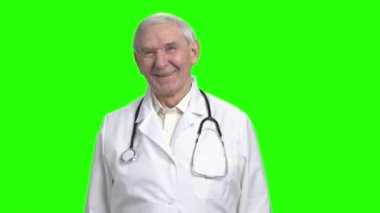 Önden Görünüm gülen doktor.
