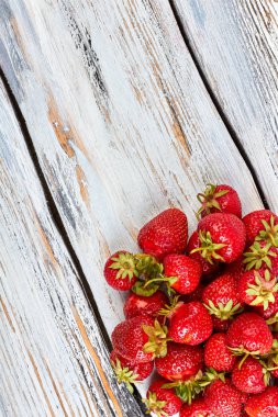 Yaz arka plan taze çilek ile.