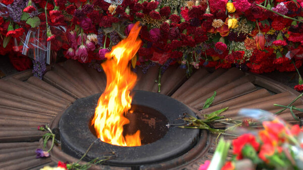 Вечный памятный огонь Великой Победы
.