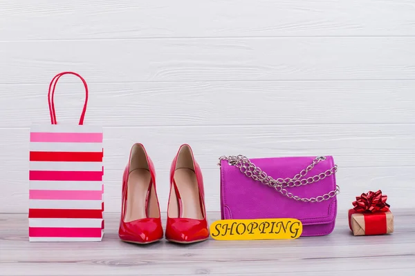 Accesorios y regalos femeninos de moda . — Foto de Stock