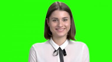 Sen ve flört genç seksi esmer kız portresi seviyor.