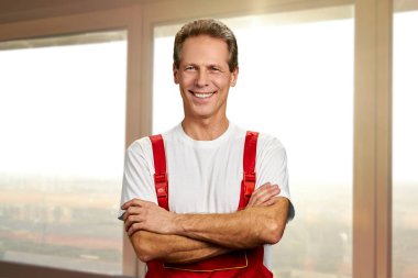 Portre Builder silah ile geçti.