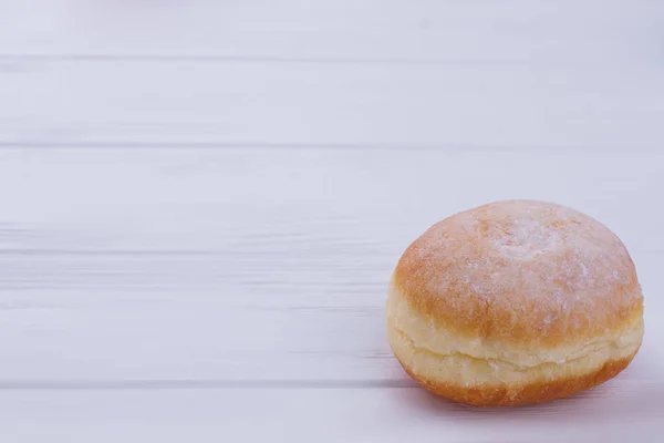 Φρεσκοψημένα doughnut με αντίγραφο χώρου. — Φωτογραφία Αρχείου
