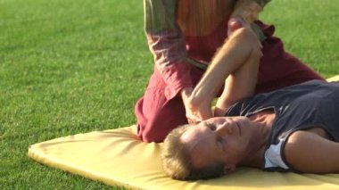 Mat, Tay masajı germe dirsek.