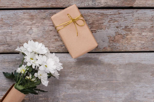 Regalos Para Día San Valentín Flores Caja Regalo Vintage Viejo — Foto de Stock